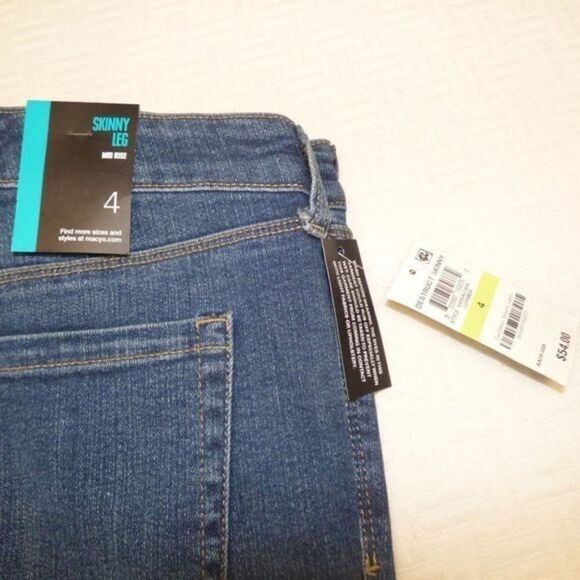 $54.00 Style & Co Lorimer Slit-Knee Skinny Jeans, Size 12, - Picture 6 of 7